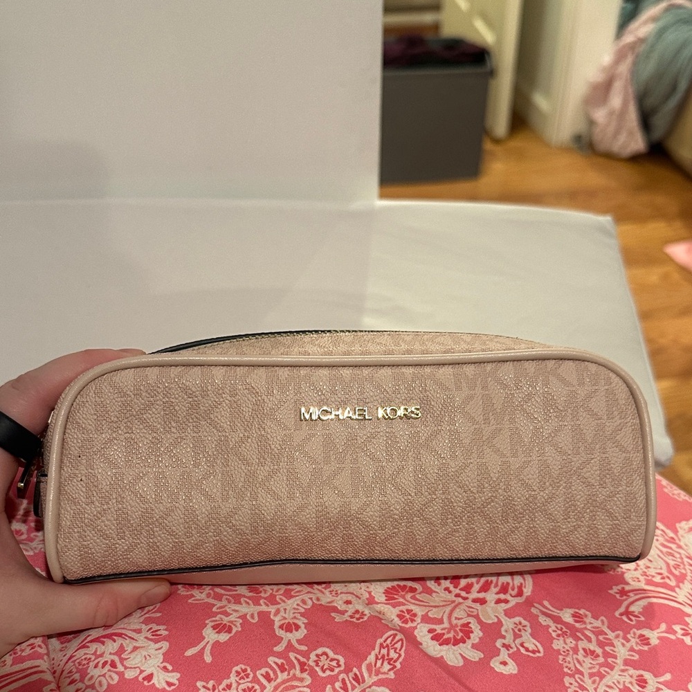 Michael Kors Blush Pink Pouch